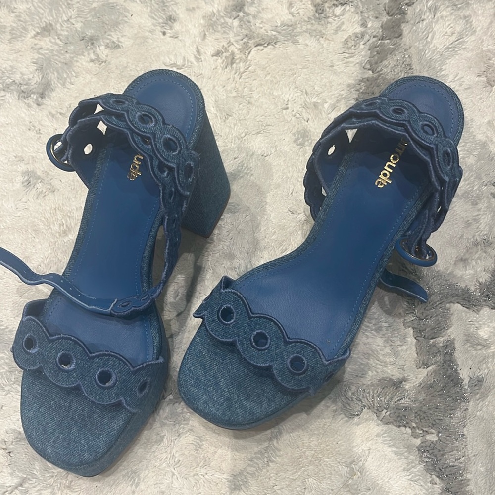 Larroude platform sandals denim. Never worn size 8